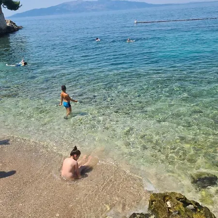 Aquamarine Sea View Апартаменты *