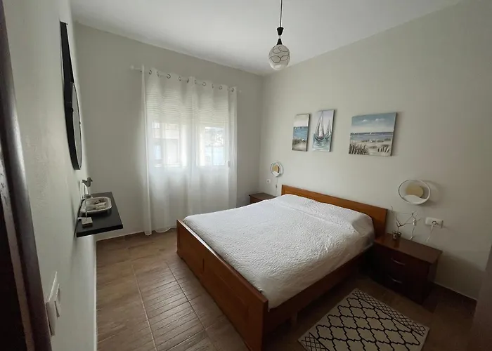 Aquamarine Sea View דירה