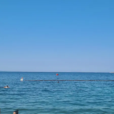 Aquamarine Sea View * ساراندا