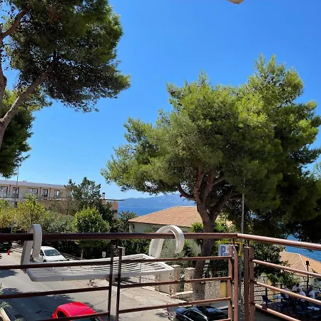 Aquamarine Sea View Апартаменты Саранда